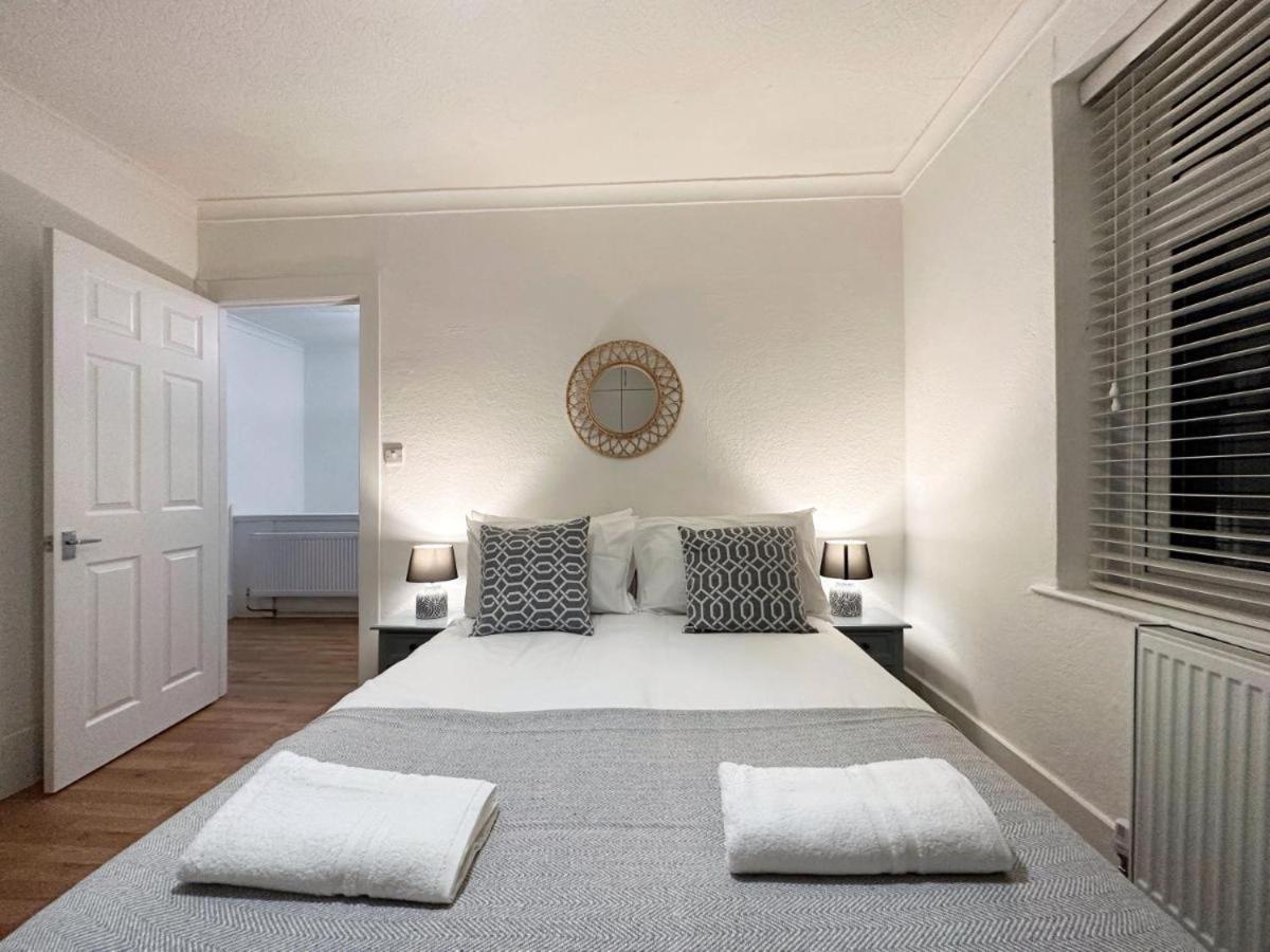 Charming 3-Bedroom Family Home Londra Dış mekan fotoğraf