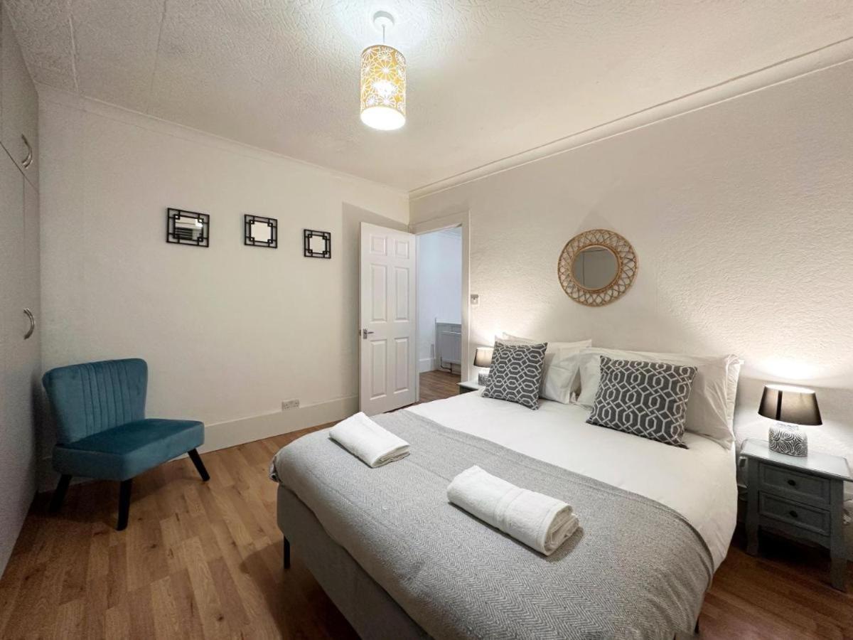 Charming 3-Bedroom Family Home Londra Dış mekan fotoğraf