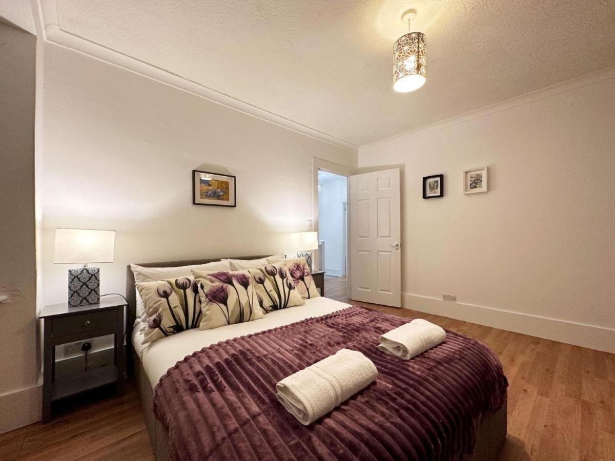 Charming 3-Bedroom Family Home Londra Dış mekan fotoğraf